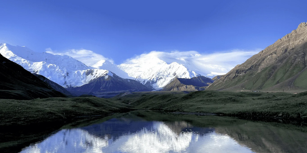 Восхождение на Пик Раздельная (6148 м)